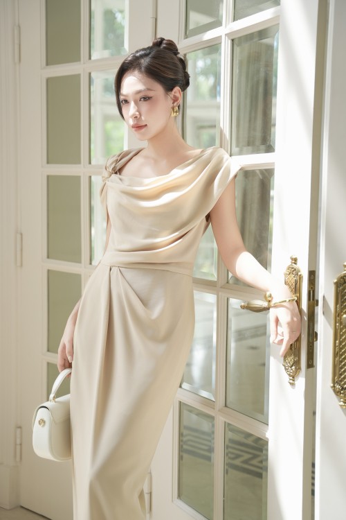 Sixdo Nude Silk Sarong Dress